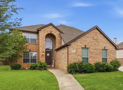 3027 Darlington Dr, Highland Village, TX, 75077-7909 | Card Image