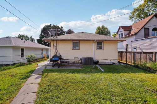 3825 2 1/2 St Ne, Columbia Heights, MN, 55421-3727 | Card Image