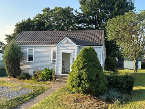 213 Dravis St, Johnstown, PA, 15904-1206 | Card Image