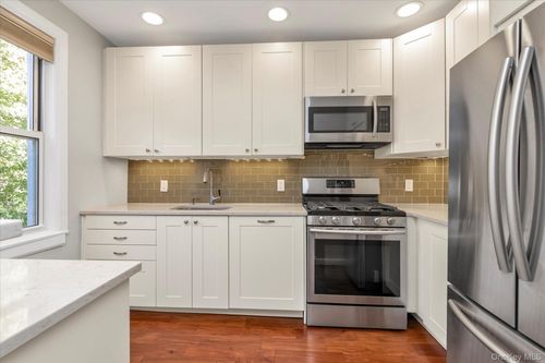 2g-7 Edward Ln, Spring Valley, NY, 10977-4302 | Card Image