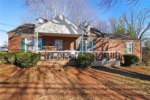 1729 S Scales St, Reidsville, NC, 27320-5638 | Card Image