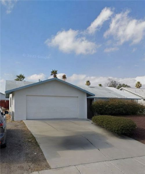 1365 Trane Rd, Bullhead City, AZ, 86442-6760 | Card Image