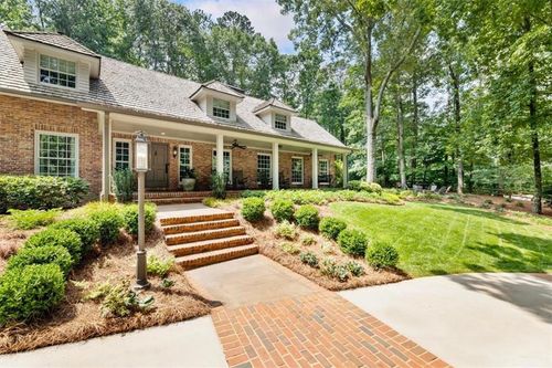 100 Huntcliff Pt, Atlanta, GA, 30350 | Card Image