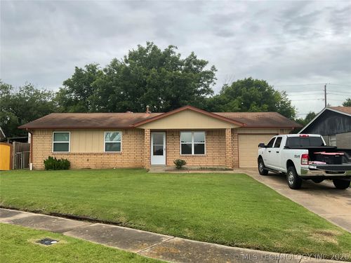318 161st Pl, Tulsa, OK, 74108 | Card Image