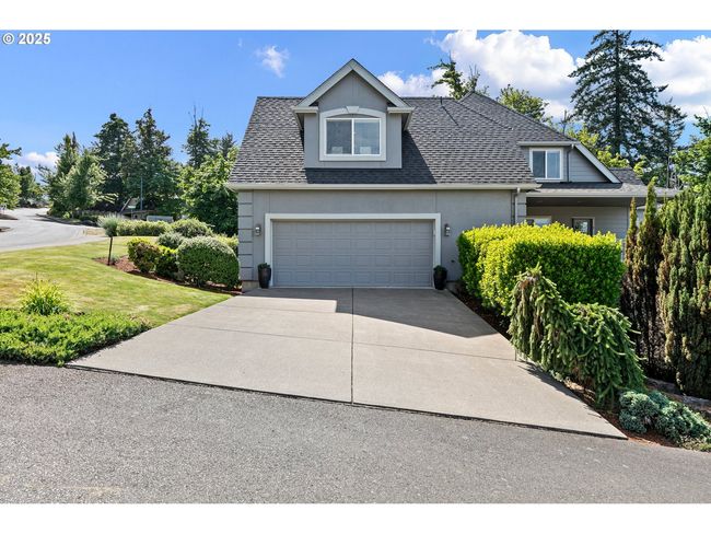 380 Mountaingate Dr, House other with 3 bedrooms, 3 bathrooms and 3 parking in Springfield OR | Image 38
