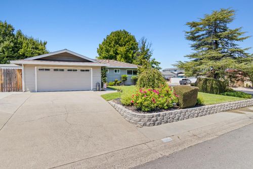 8402 Seeno Ave, Granite Bay, CA, 95746-6048 | Card Image