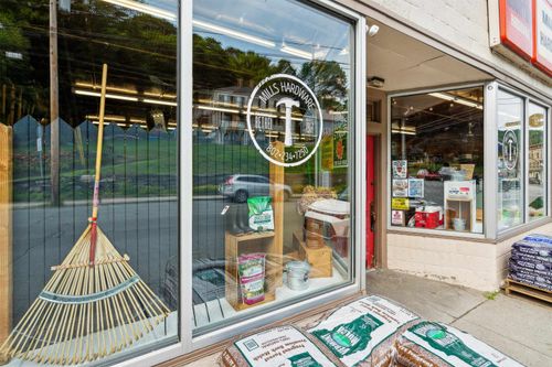 185 Main St, Bethel, VT, 05032-8002 | Card Image