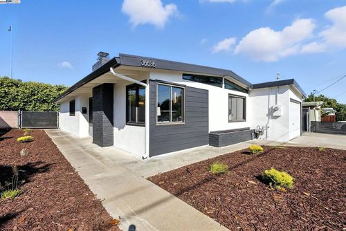 36686 Charles St, Newark, CA, 94560-2610 | Card Image