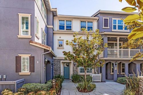 107 Lemmon Ter, Sunnyvale, CA, 94086-7052 | Card Image