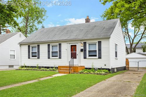 1419 N Blair Ave, Royal Oak, MI, 48067-1439 | Card Image