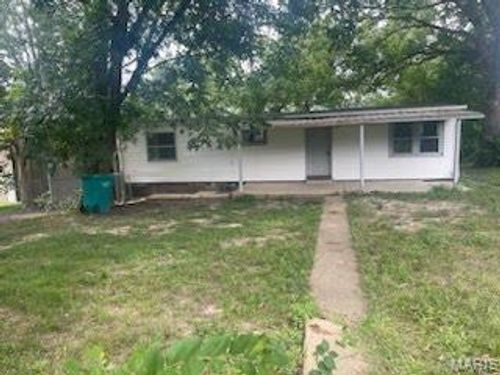 687 Benton St, Saint Clair, MO, 63077-1588 | Card Image