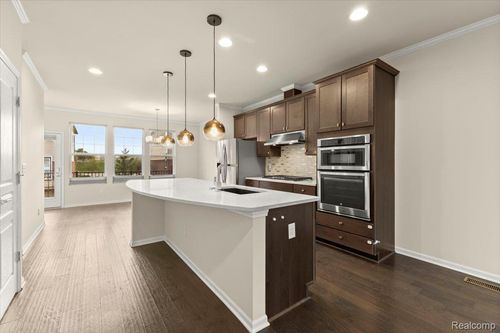 2653 Helmsdale Cir, Rochester Hills, MI, 48307-4296 | Card Image