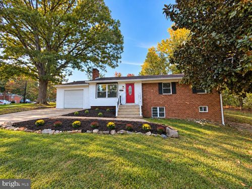 9608 Meadow Lark Ave, UPPER MARLBORO, MD, 20772-3861 | Card Image