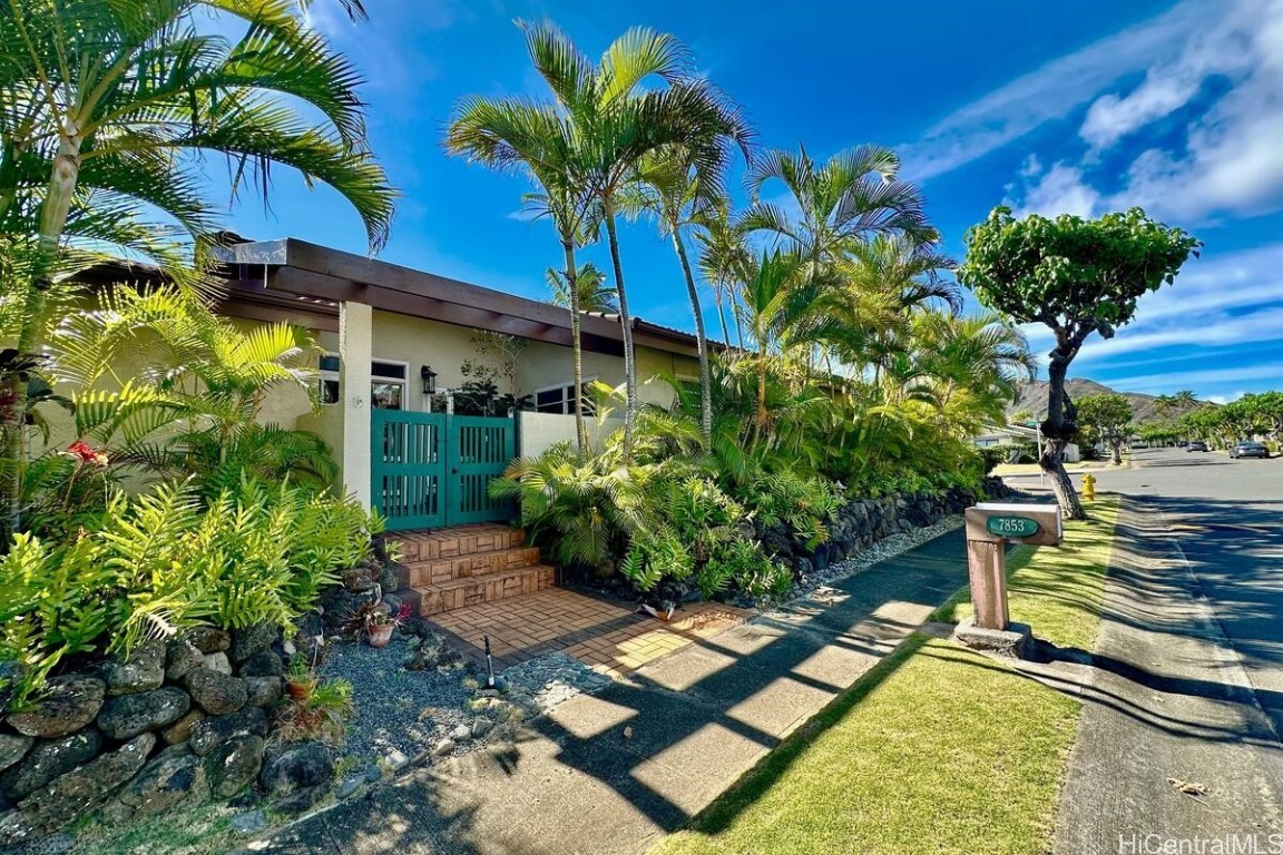 Makaaoa Pl, Honolulu, HI 96825