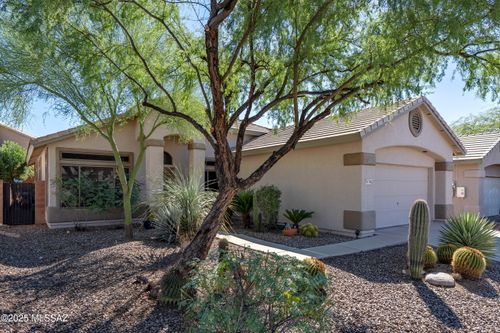 11116 N Eagle Crest Dr, Tucson, AZ, 85737-8526 | Card Image