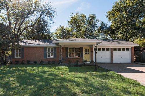 214 Turtle Creek Dr, Arlington, TX, 76010-2627 | Card Image