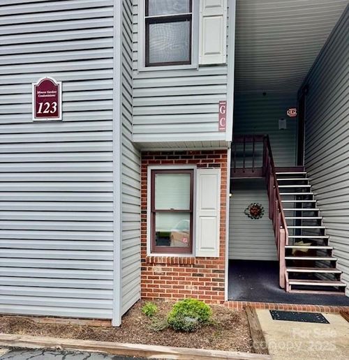 apt-c-123 23rd St Nw, Hickory, NC, 28601-5771 | Card Image