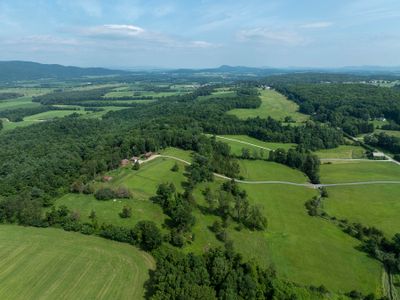 1289 James Road, House other with 2 bedrooms, 3 bathrooms and null parking in Weybridge VT | Image 3