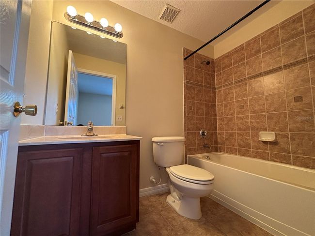8515 Trail Wind Dr, Townhouse with 2 bedrooms, 3 bathrooms and null parking in TAMPA FL | Image 13