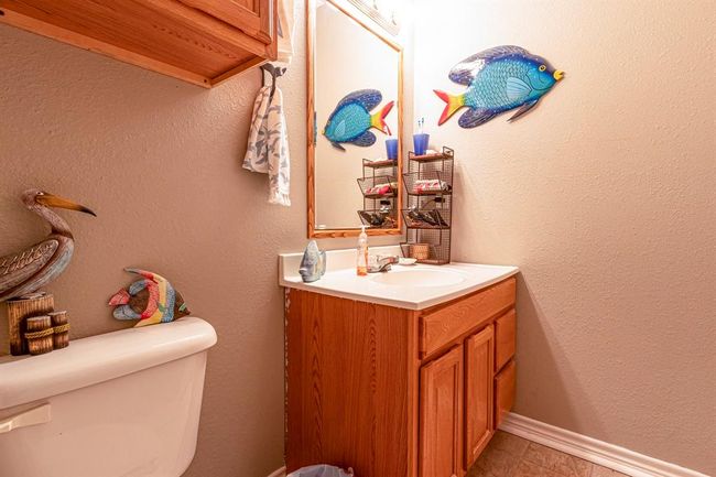 240 Coco Loop, House other with 2 bedrooms, 2 bathrooms and 2 parking in Pointblank TX | Image 18