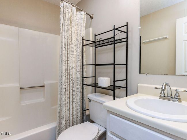 021-1280x960-primary-bathroom | Image 21