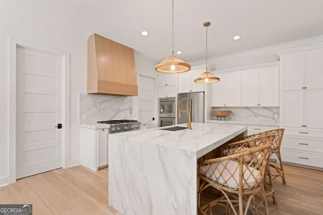 616 Neptune Way, House other with 6 bedrooms, 5 bathrooms and 4 parking in St Simons Island GA | Image 8