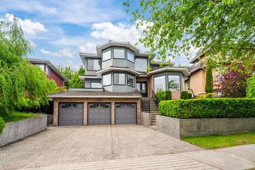 9116 Briar Rd, Burnaby, BC, V3N4W8 | Card Image