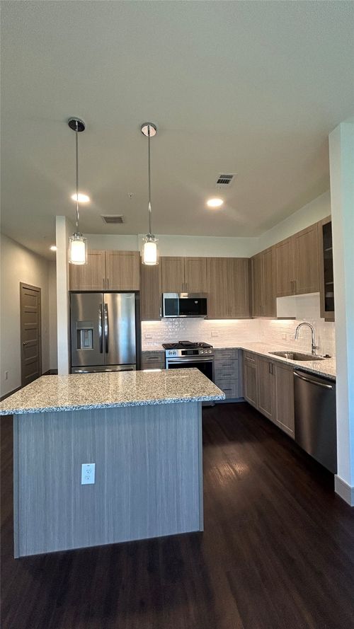 16102-11233 American Elm Way, Frisco, TX, 75033 | Card Image