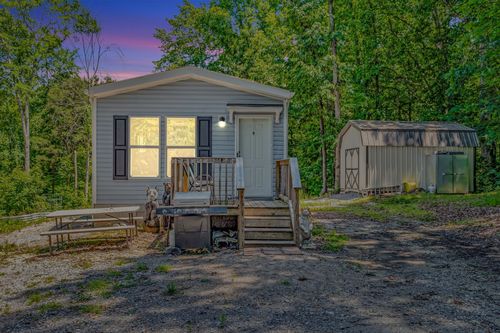2320 Center Point Rd, Cumberland Furnace, TN, 37051-5106 | Card Image