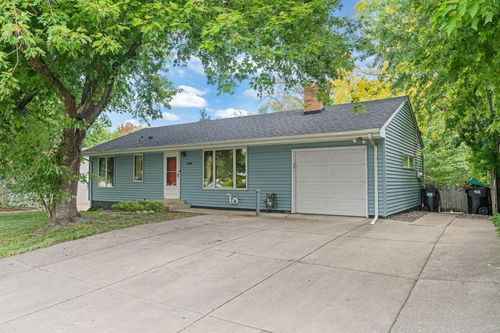 4640 Winnetka Ave N, New Hope, MN, 55428-4933 | Card Image