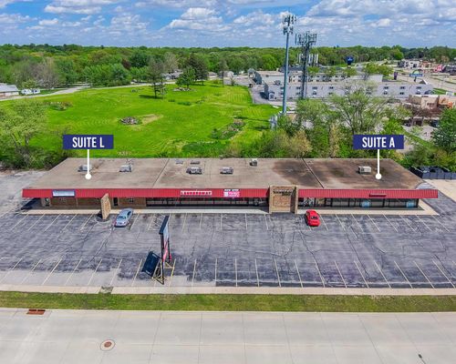 ste-a-2520 Melrose Dr, Cedar Falls, IA, 50613-5248 | Card Image