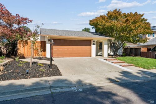 227 Baker St, Benicia, CA, 94510-1501 | Card Image