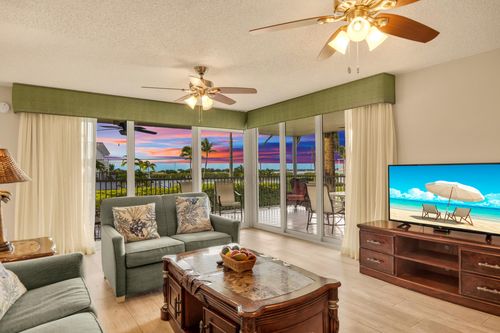 8202-8202 Marina Villas Dr, Duck Key, FL, 33050-3744 | Card Image
