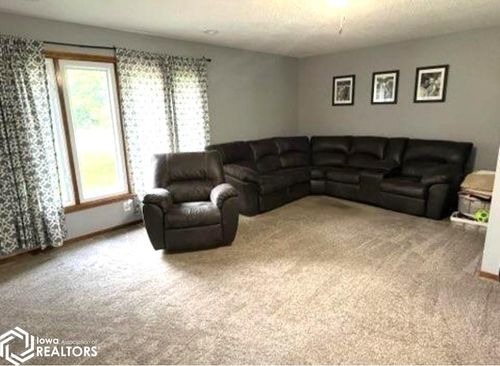 1006 Twin Pine Drive, Ida Grove, IA, 51445 | Card Image