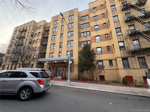 3f-4330 44th St, Sunnyside, NY, 11104-4617 | Card Image