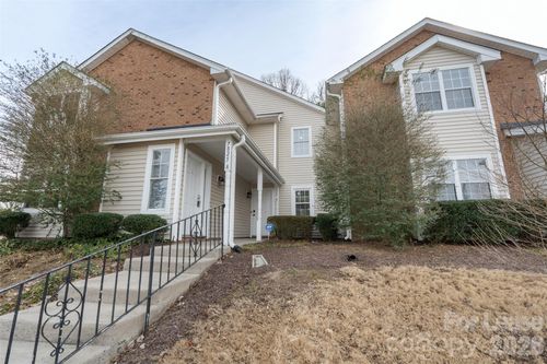 b-7825 Renaissance Ct, Charlotte, NC, 28226-3932 | Card Image