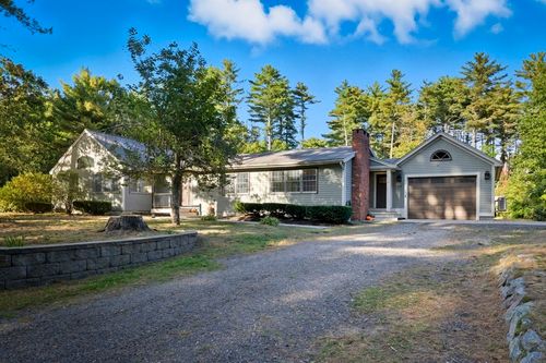 5 Charles St, Georgetown, MA, 01833-1108 | Card Image