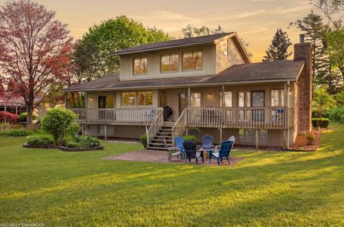 3434 N M 63, Benton Harbor, MI, 49022 | Card Image