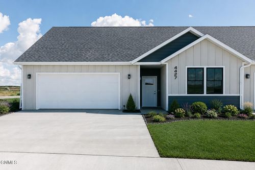 4427 Goldfinch Drive, Bismarck, ND, 58503 | Card Image