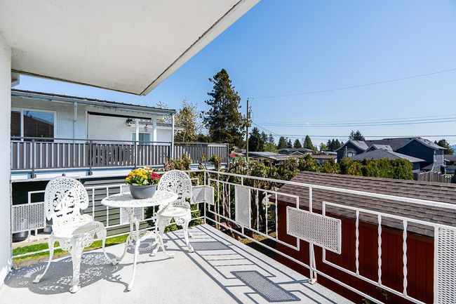 7134 Buchanan Street, House other with 3 bedrooms, 1 bathrooms and 6 parking in Burnaby BC | Image 25