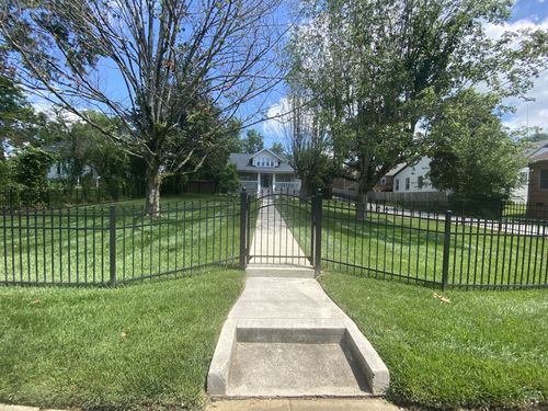 706 W 7th St, Columbia, TN, 38401-3052 | Card Image