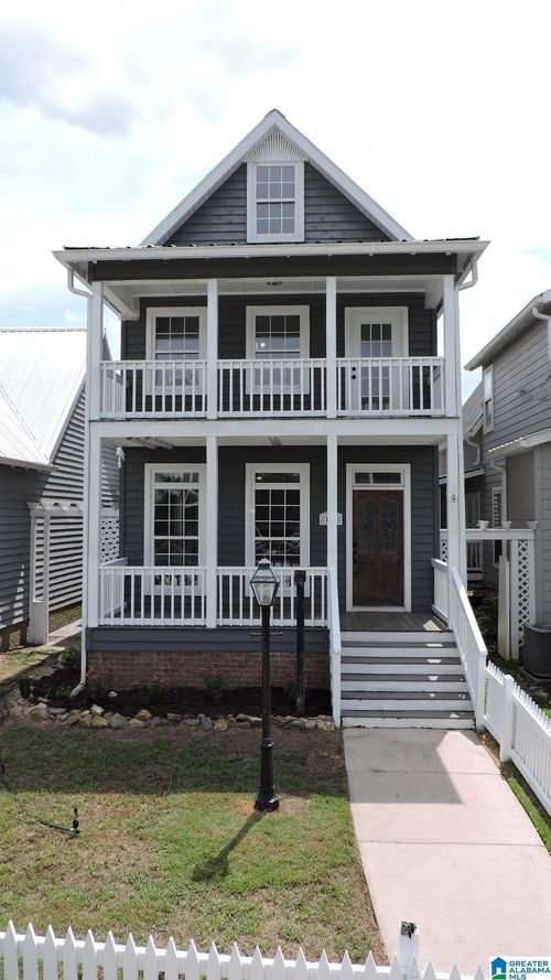 110 Lake Davidson Ln, Helena, AL, 35080-3247 | Card Image