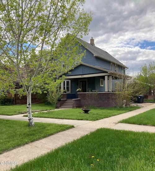 311 5th Ave Nw, Mandan, ND, 58554-3034 | Card Image