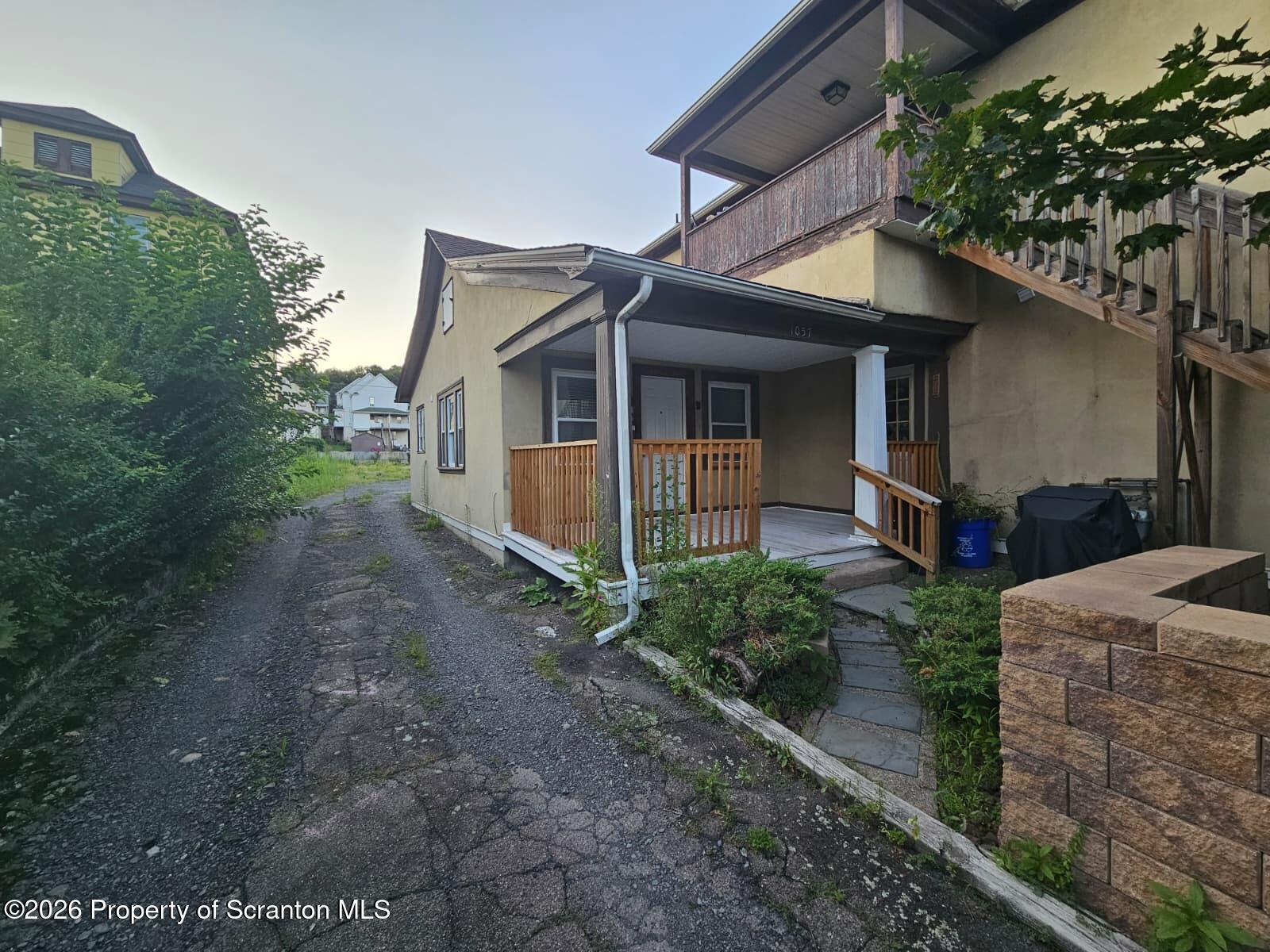 Residential Lease in Dickson City 2