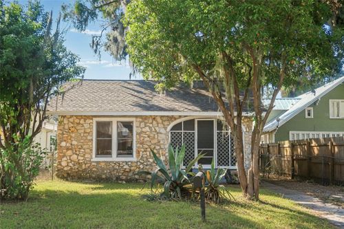 5353 10th St, Zephyrhills, FL, 33542-4324 | Card Image