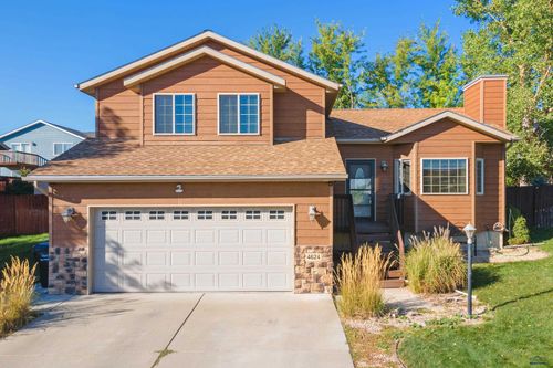 4624 Patricia St, RAPID CITY, SD, 57703-2103 | Card Image