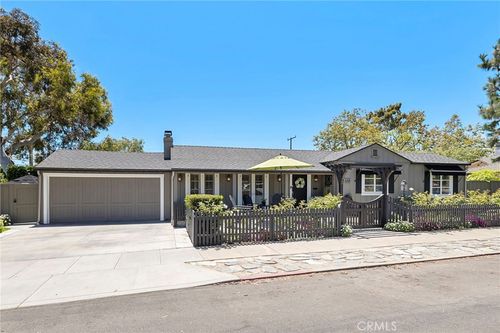 655 Catalina, Laguna Beach, CA, 92651-2581 | Card Image