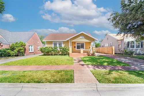 514 Southern St, Corpus Christi, TX, 78404-2926 | Card Image
