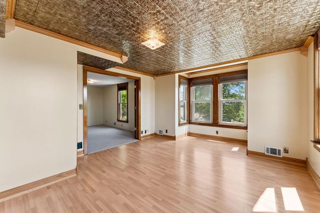 Upper level bedroom | Image 15