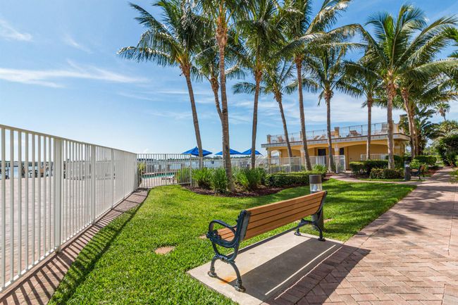 122 Harbors Way, Townhouse with 3 bedrooms, 2 bathrooms and null parking in Boynton Beach FL | Image 42